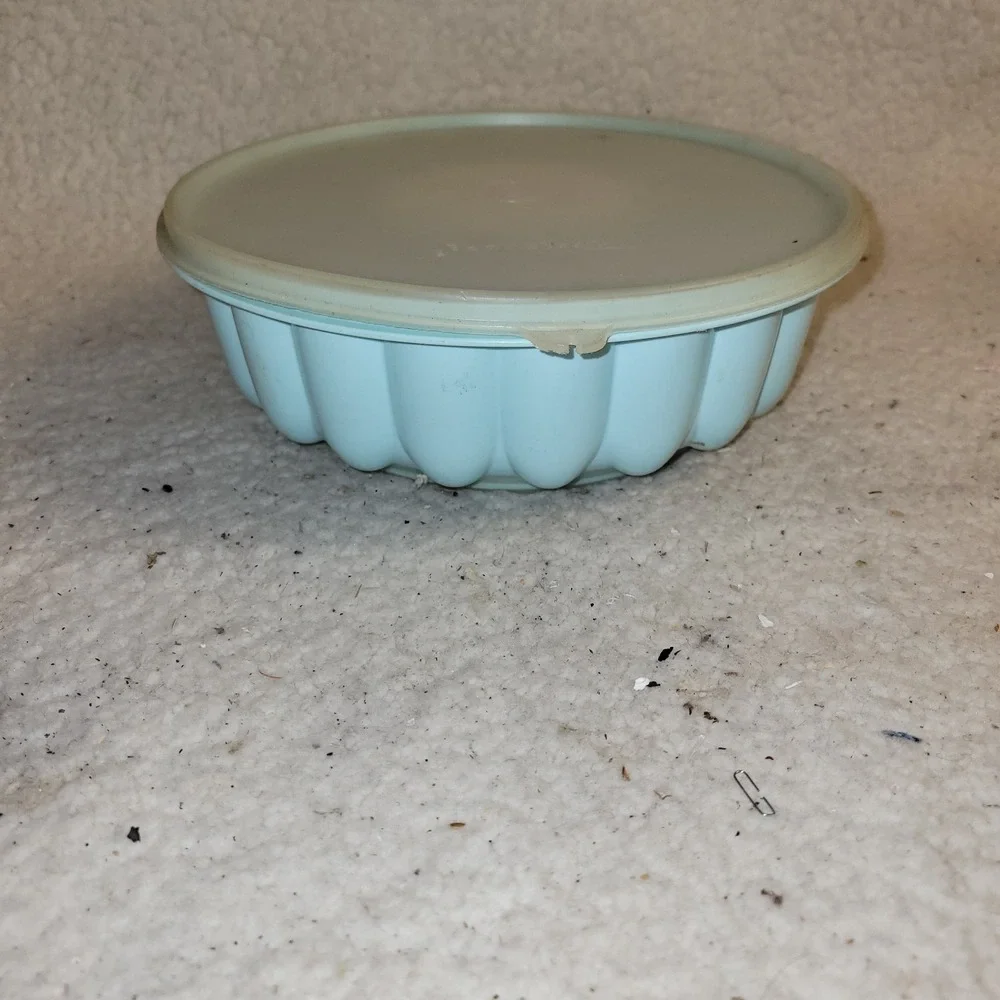 Vintage Tupperware Mold‎ Jell-O Ice Ring Country Blue 1202 Three-Piece 70's